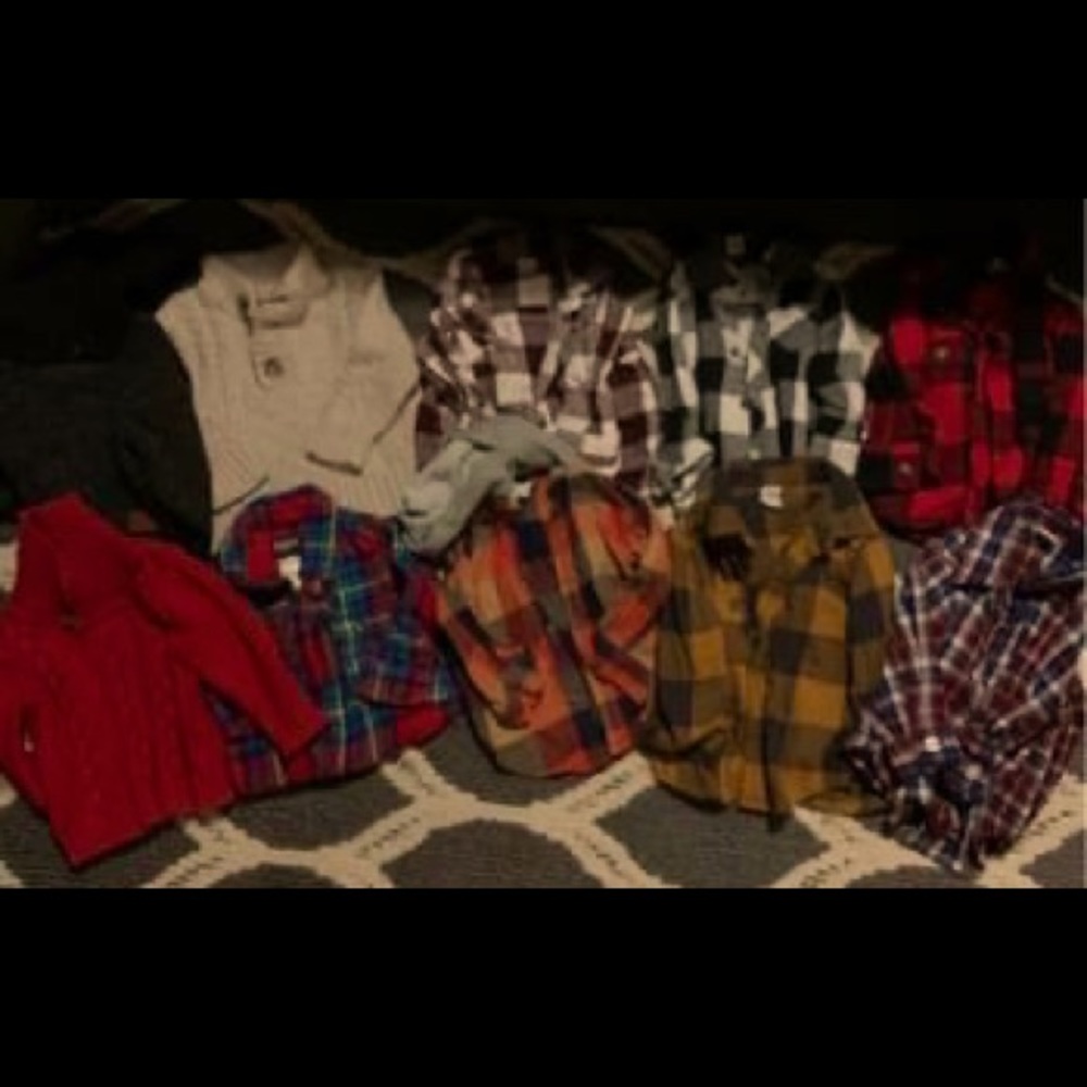 Size 12 months little boy long sleeve shirts